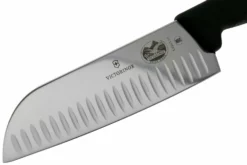Victorinox Fibrox Santoku 17 Cm, 5.2523.17 -ES Cuchillos Ventas 2024 VT5 2523 17 03 victorinox scaled